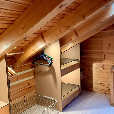 Typique Confort Avec En Dessous Σαλέ